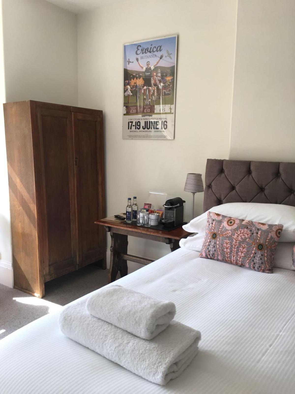 Avenue House 호텔 베이크웰 외부 사진